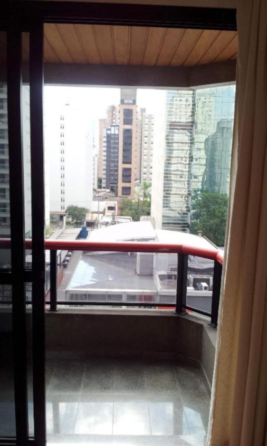 Apartamento Itaim Bibi/amplo A Localizacao!