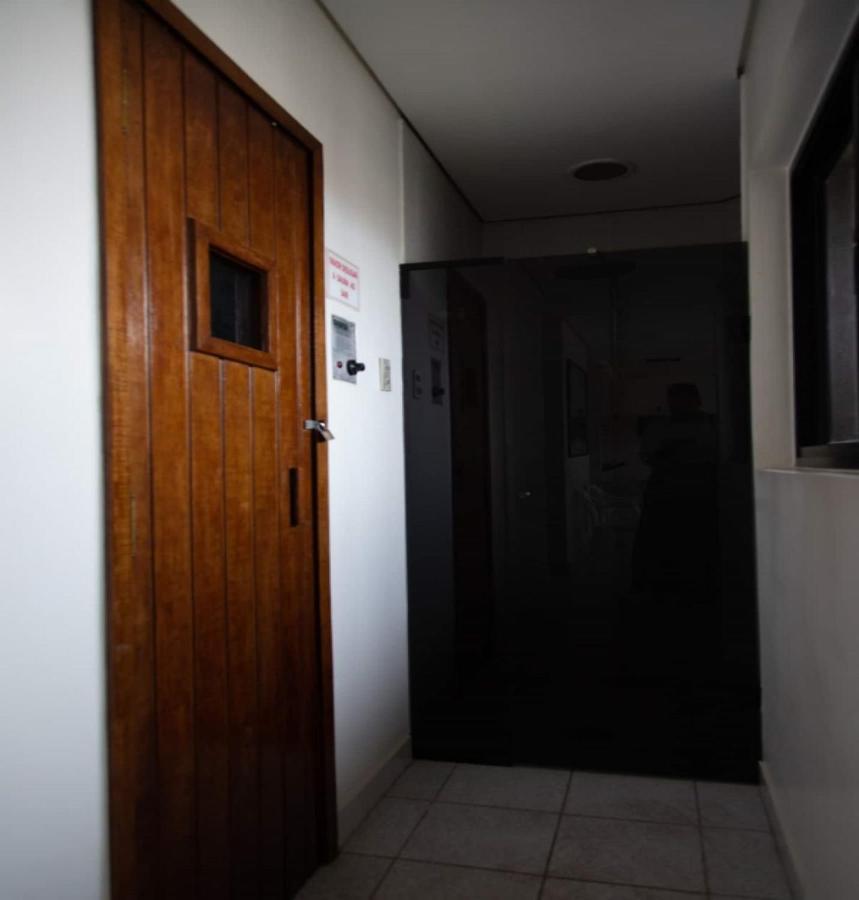Itaim Bibi/amplo A Localizacao! Apartamento *